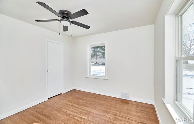 1015 Dingledine Road, St Charles, MO 63304