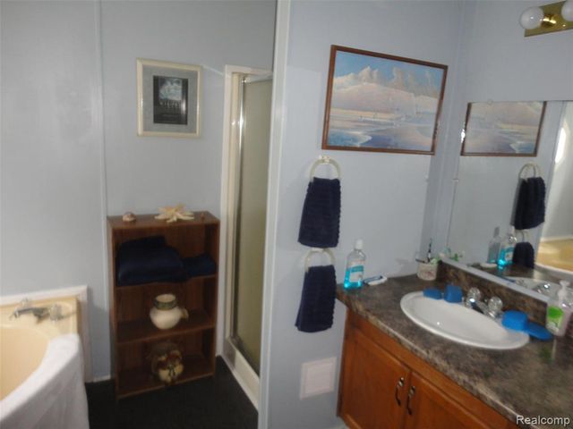 326 Holly Lane, Belleville, MI 48111