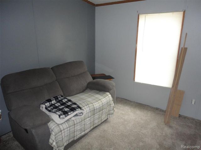 326 Holly Lane, Belleville, MI 48111