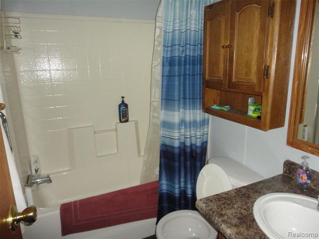 326 Holly Lane, Belleville, MI 48111