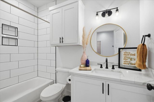 805 N 5th Street, Wolfforth, TX 79382