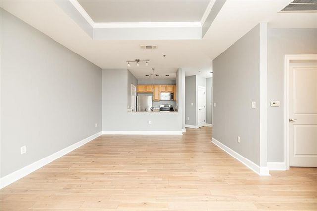 325 E Paces Ferry Road NE 706, Atlanta, GA 30305