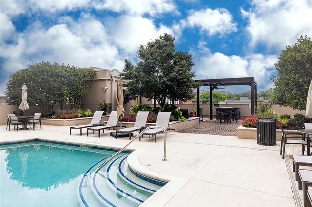 325 E Paces Ferry Road NE 706, Atlanta, GA 30305