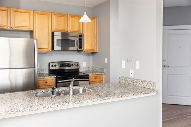 325 E Paces Ferry Road NE 706, Atlanta, GA 30305