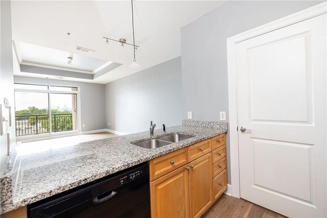 325 E Paces Ferry Road NE 706, Atlanta, GA 30305