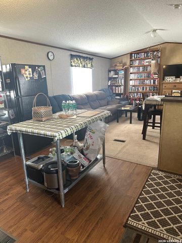 1580 Rendon, Poteet, TX 78065