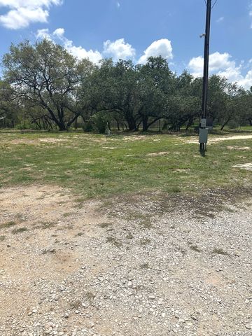 1580 Rendon, Poteet, TX 78065