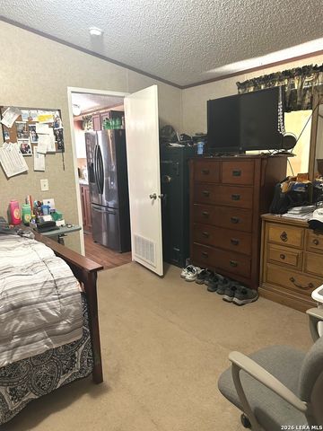 1580 Rendon, Poteet, TX 78065