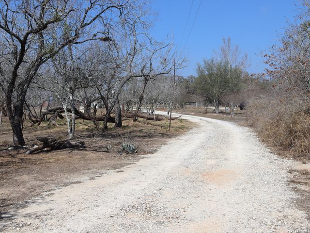 1580 Rendon, Poteet, TX 78065