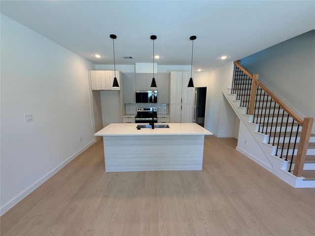 1031 North Lane A, Houston, TX 77088