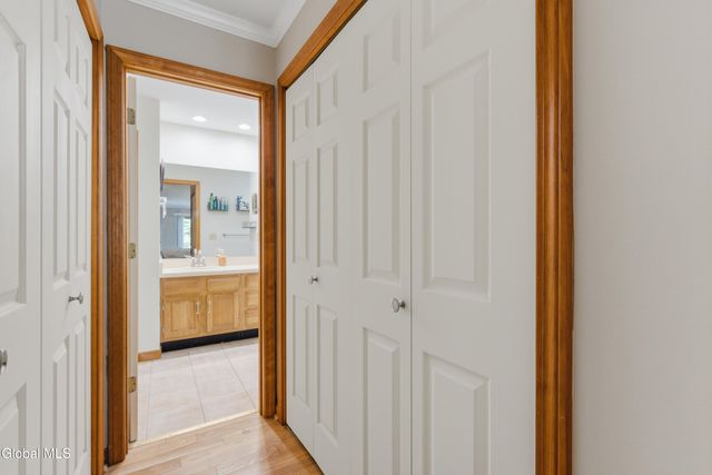 38 Dorlon Drive, Queensbury, NY 12804