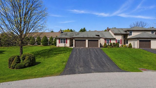 38 Dorlon Drive, Queensbury, NY 12804