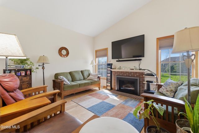 38 Dorlon Drive, Queensbury, NY 12804