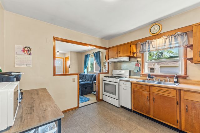 1333 W 45TH Street, Erie, PA 16509