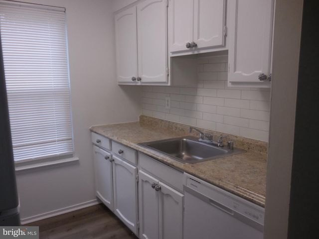 20 VALLEY BEND CT, Germantown, MD 20876
