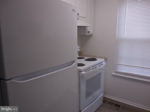 20 VALLEY BEND CT, Germantown, MD 20876