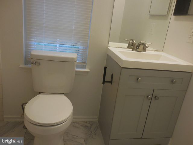 20 VALLEY BEND CT, Germantown, MD 20876