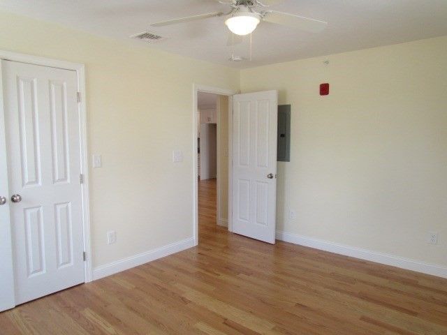 1093 Main St 3, Weymouth, MA 02190