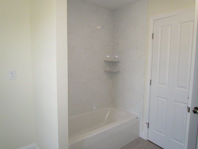 1093 Main St 3, Weymouth, MA 02190