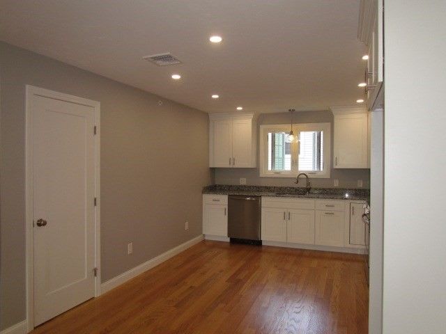 1093 Main St 3, Weymouth, MA 02190