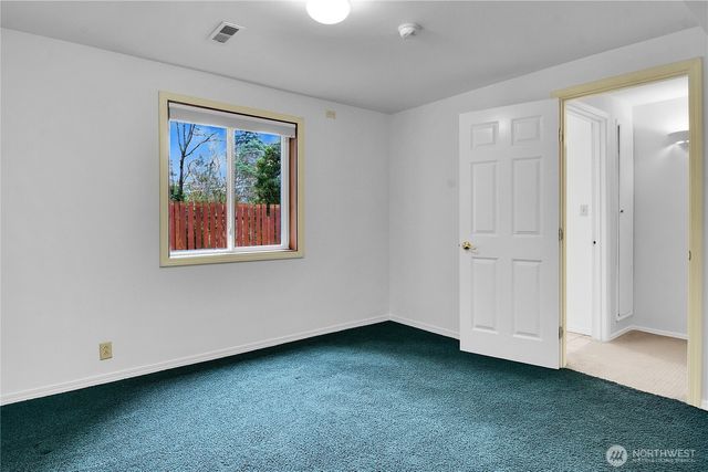 5828 129th Avenue SE, Bellevue, WA 98006