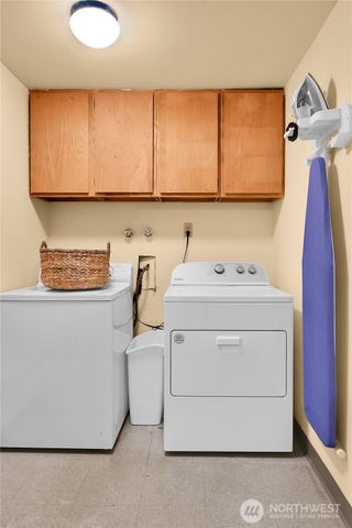 5828 129th Avenue SE, Bellevue, WA 98006