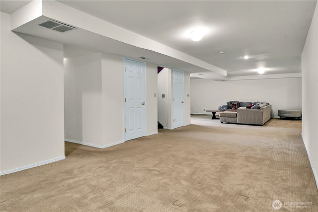 5828 129th Avenue SE, Bellevue, WA 98006