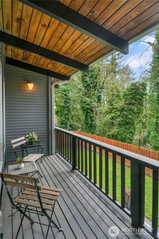 5828 129th Avenue SE, Bellevue, WA 98006