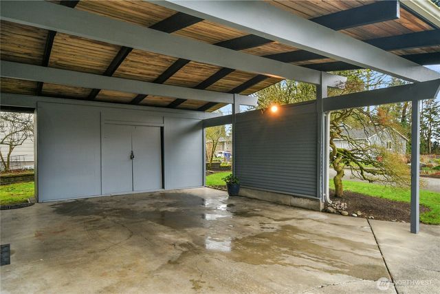 5828 129th Avenue SE, Bellevue, WA 98006