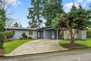 5828 129th Avenue SE, Bellevue, WA 98006