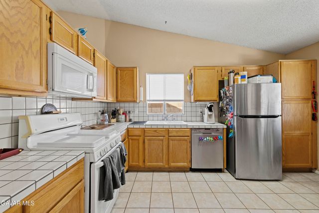 43824 Serenity Court, Lancaster, CA 93535