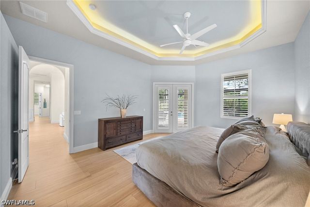9069 The Lane, Naples, FL 34109