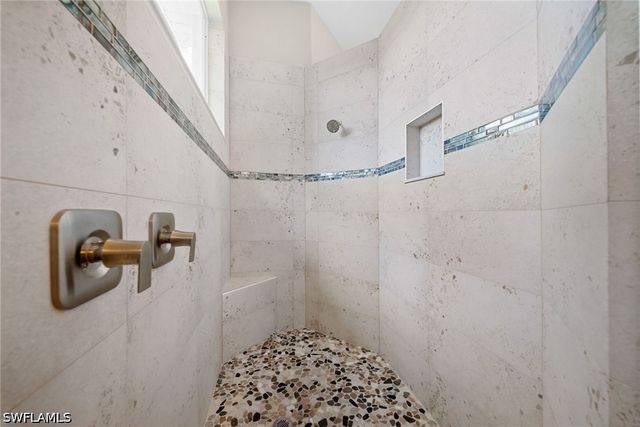 9069 The Lane, Naples, FL 34109