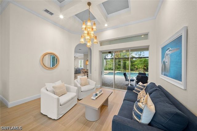 9069 The Lane, Naples, FL 34109