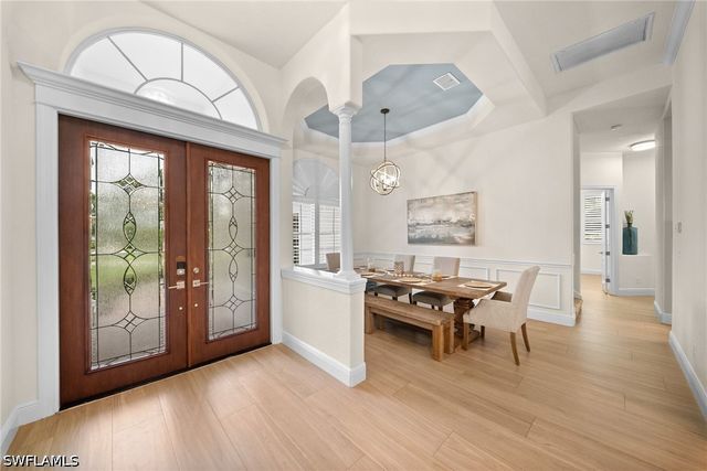 9069 The Lane, Naples, FL 34109