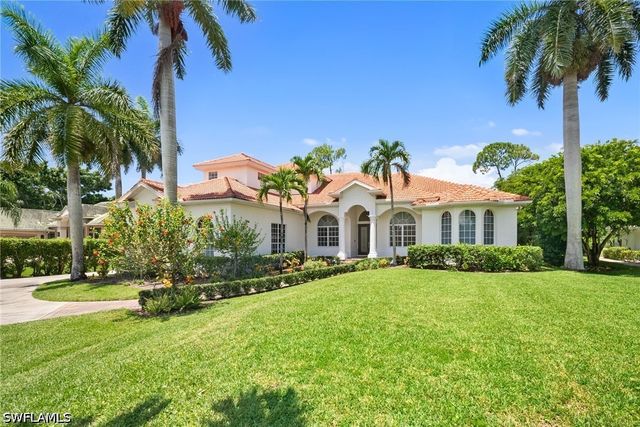 9069 The Lane, Naples, FL 34109