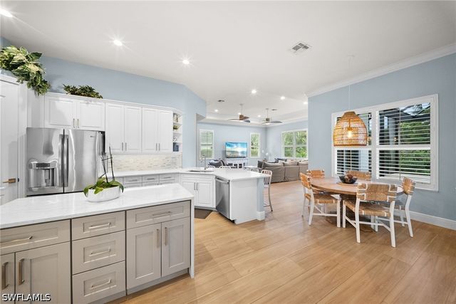 9069 The Lane, Naples, FL 34109