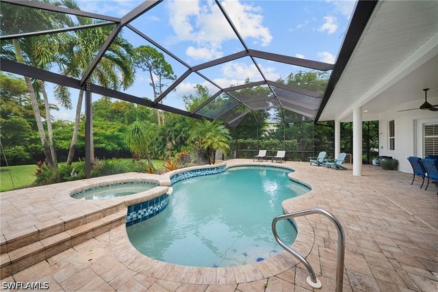 9069 The Lane, Naples, FL 34109