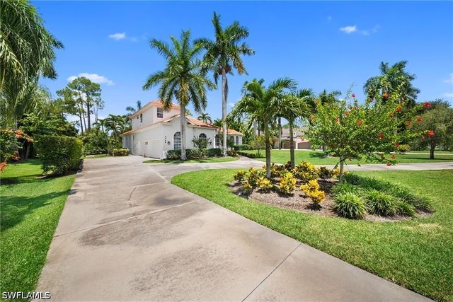 9069 The Lane, Naples, FL 34109