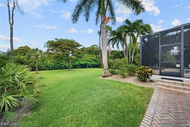 9069 The Lane, Naples, FL 34109