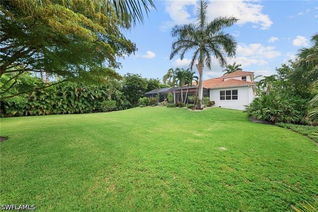 9069 The Lane, Naples, FL 34109