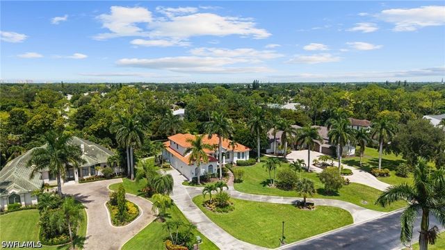 9069 The Lane, Naples, FL 34109