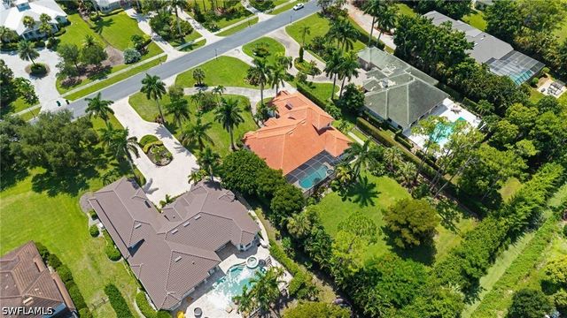 9069 The Lane, Naples, FL 34109
