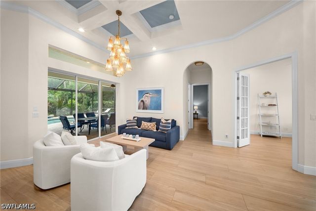 9069 The Lane, Naples, FL 34109
