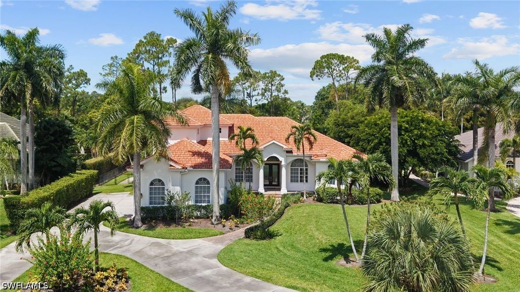 9069 The Lane, Naples, FL 34109