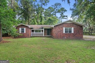85 Waters Avenue, Allenhurst, GA 31301