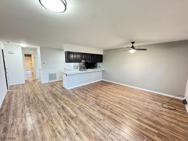 4 Sugar Bowl Ct 9 9, Vernon Twp., NJ 07462