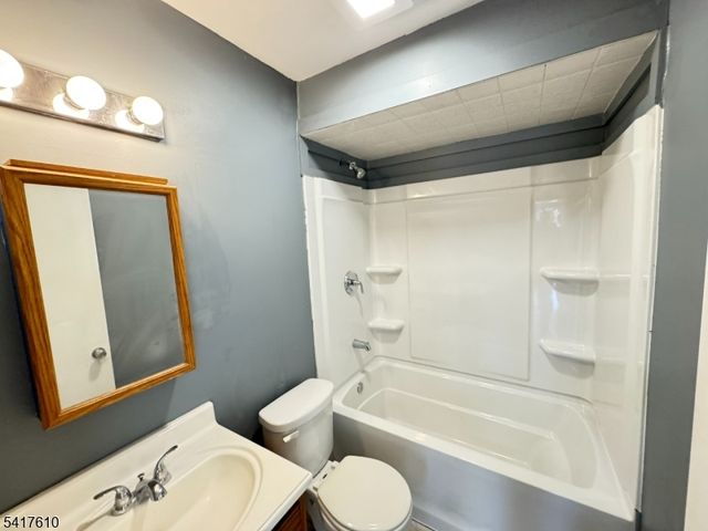 4 Sugar Bowl Ct 9 9, Vernon Twp., NJ 07462