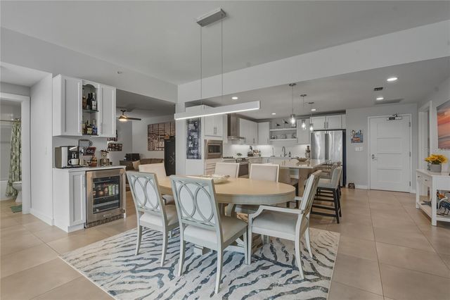 920 N OSCEOLA AVENUE 307, Clearwater, FL 33755