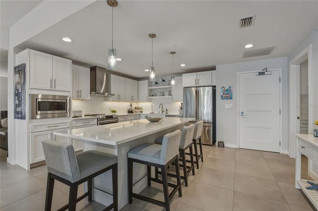 920 N OSCEOLA AVENUE 307, Clearwater, FL 33755